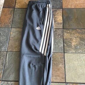 grey adidas sweatpants